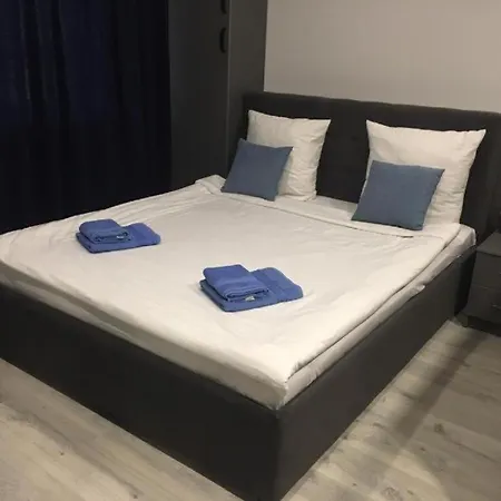 Lux Na Druhetiv Apartamento Uzhhorod